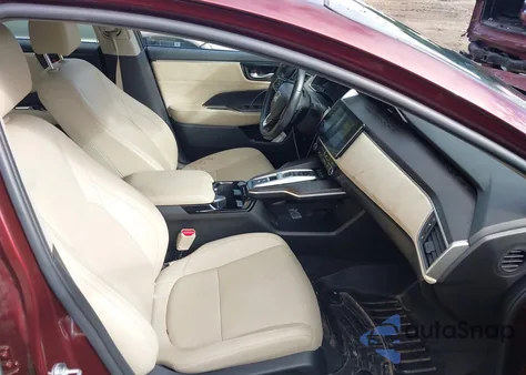 2018 Honda Clarity Plug-In Hybrid Touring from USA, damaged, VIN JHMZC5F3XJC001913